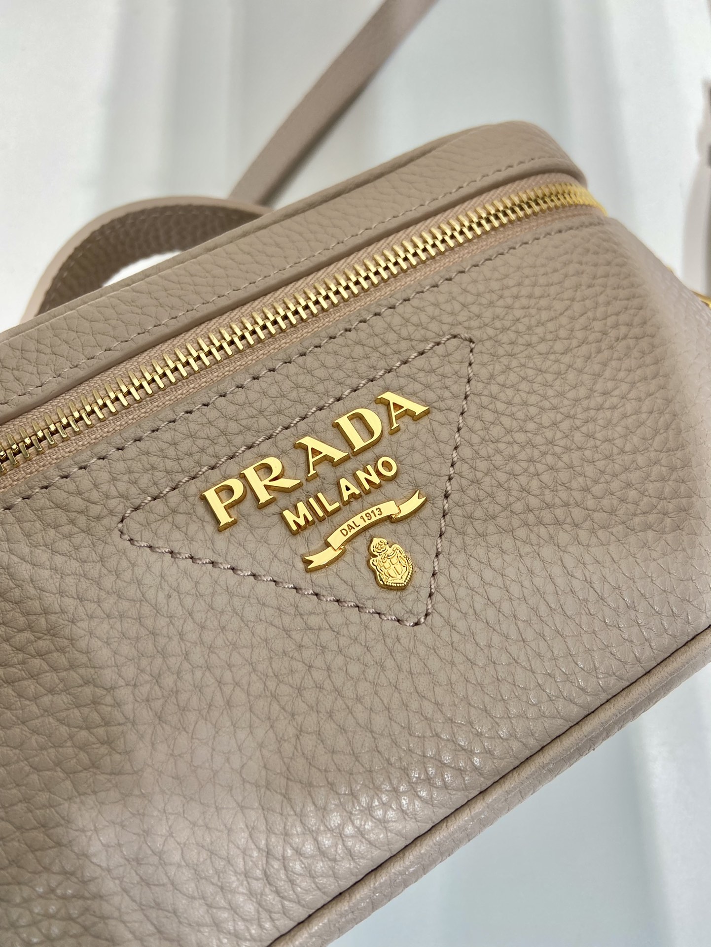 Prada 1BH202 Cosmetic Bag-18*11.5*7.5CM