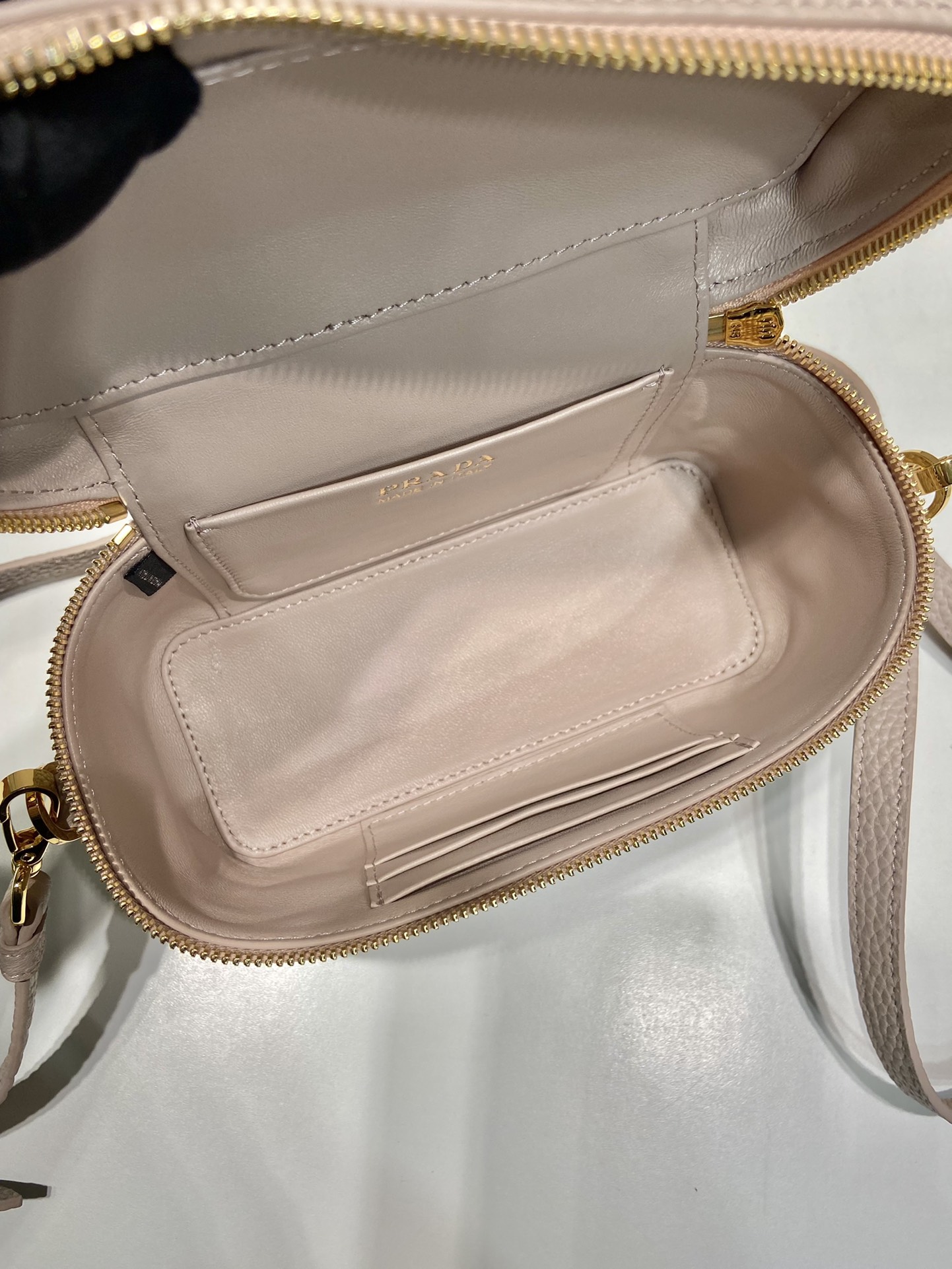 Prada 1BH202 Cosmetic Bag-18*11.5*7.5CM