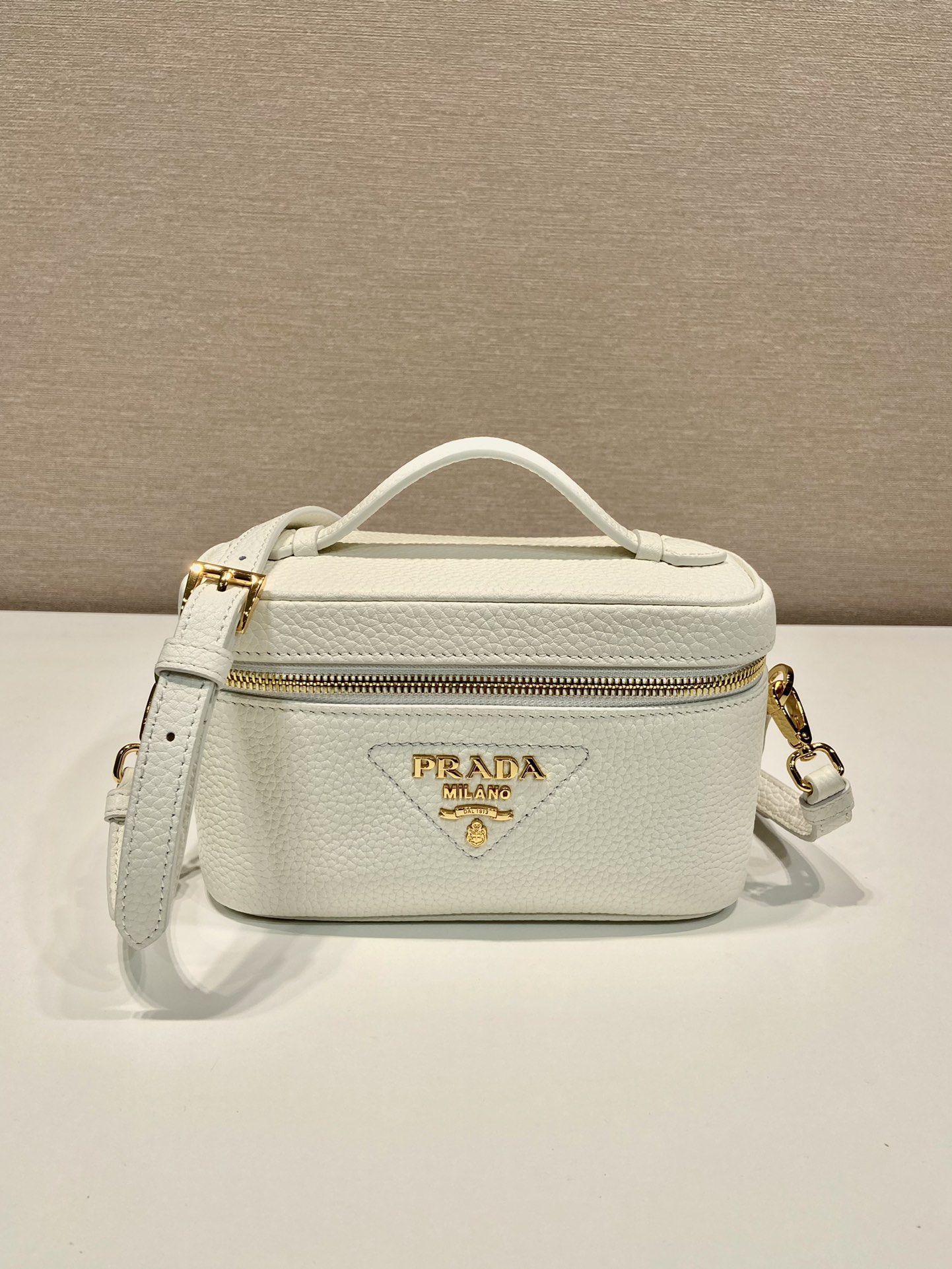 Prada 1BH202 Cosmetic Bag-18*11.5*7.5CM