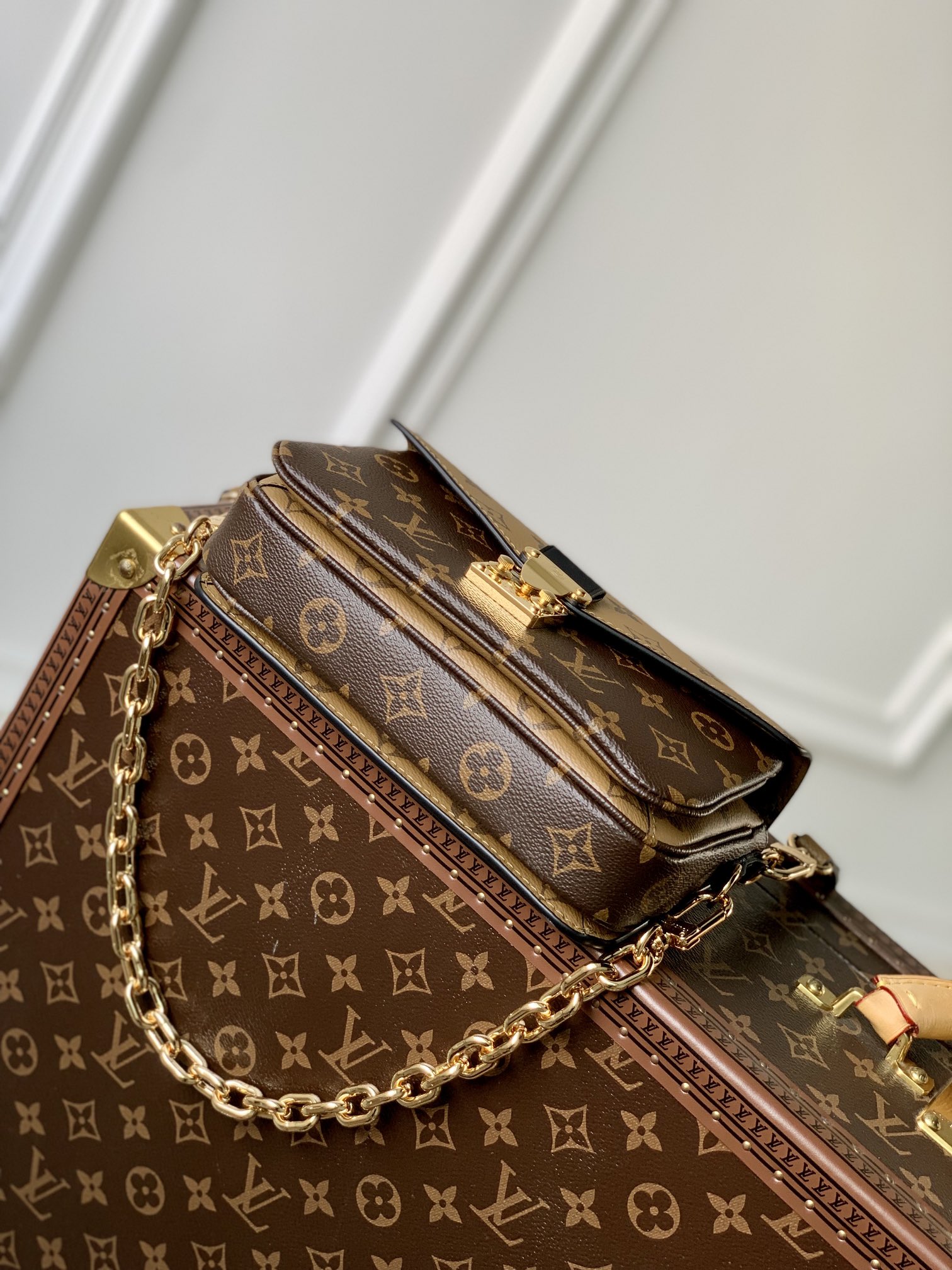 Louis Vuitton Pochette Metis Handbags-21.5*13.5*6CM