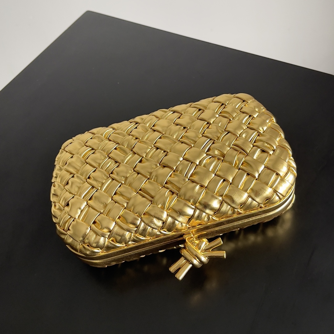 Bottega Veneta Cassette Bag-20.5*6*12.5CM