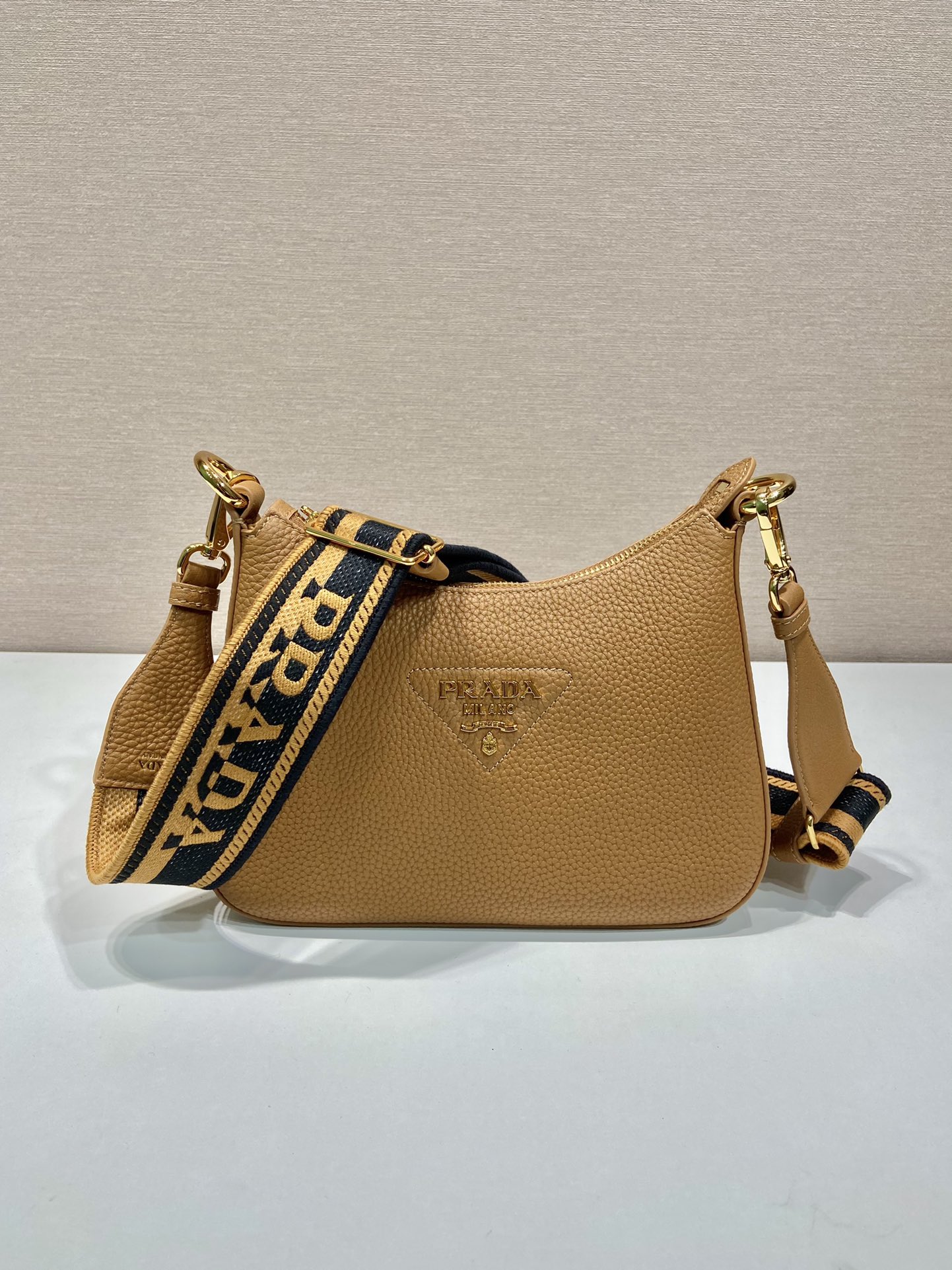 Prada 1BH193 Tote-24*18*6CM