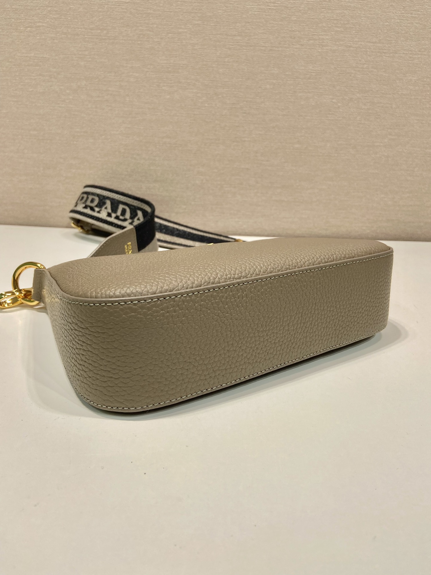 Prada 1BH193 Tote-24*18*6CM