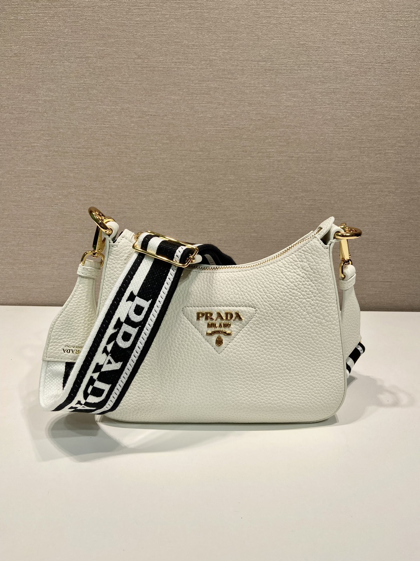 Prada 1BH193 Tote-24*18*6CM