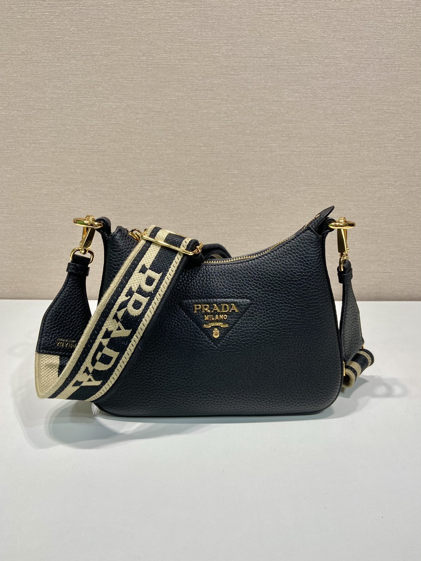 Prada 1BH193 Tote-24*18*6CM