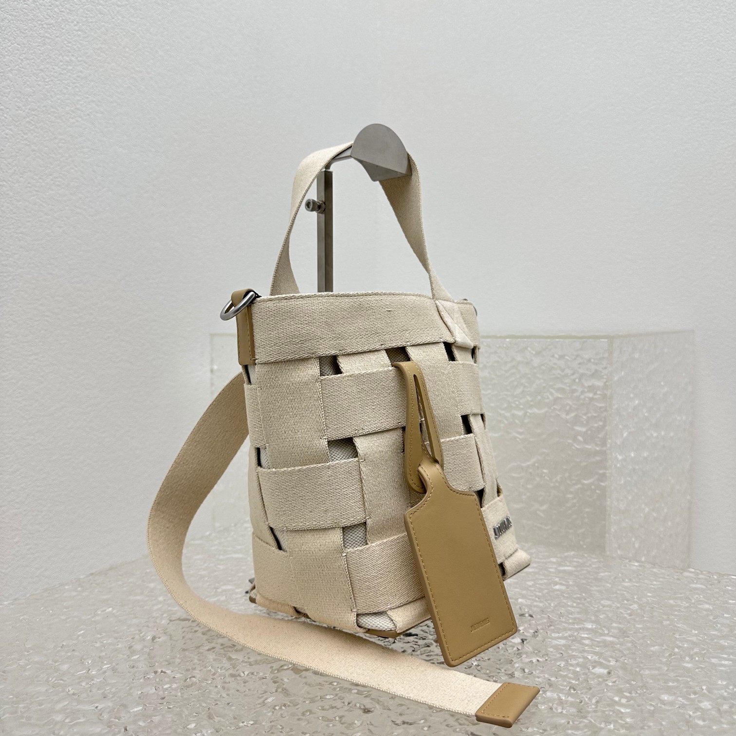 Jacquemus Le Bisou Bag -16*24*14CM