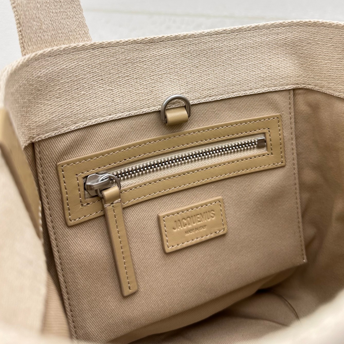 Jacquemus Le Bisou Bag -16*24*14CM