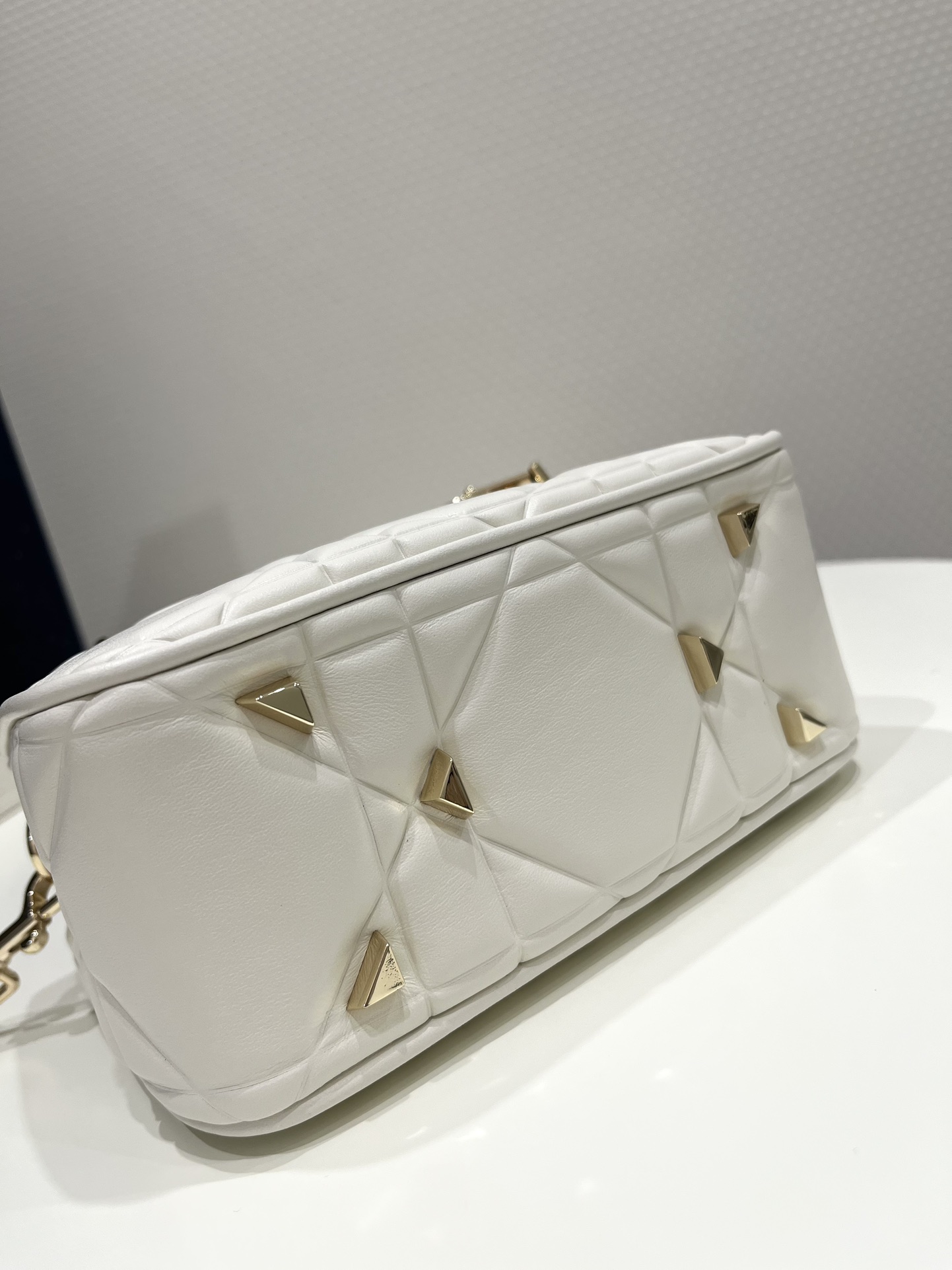 Diro 95-22 Top Handbags-19*8*13CM