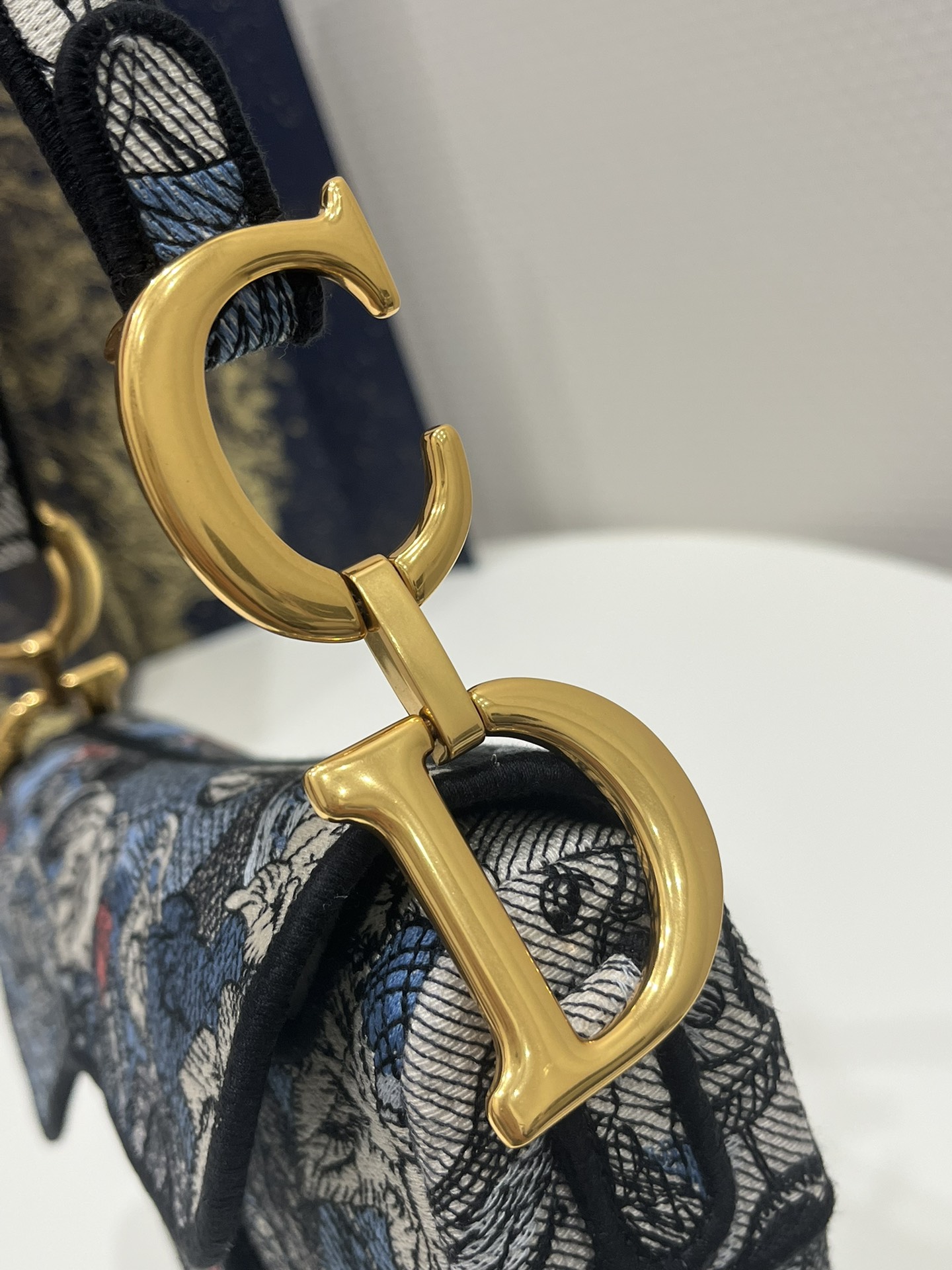Diro Saddle Bag-25.5×6.5×20CM Diro Saddle Bag-25.5×6.5×20CM