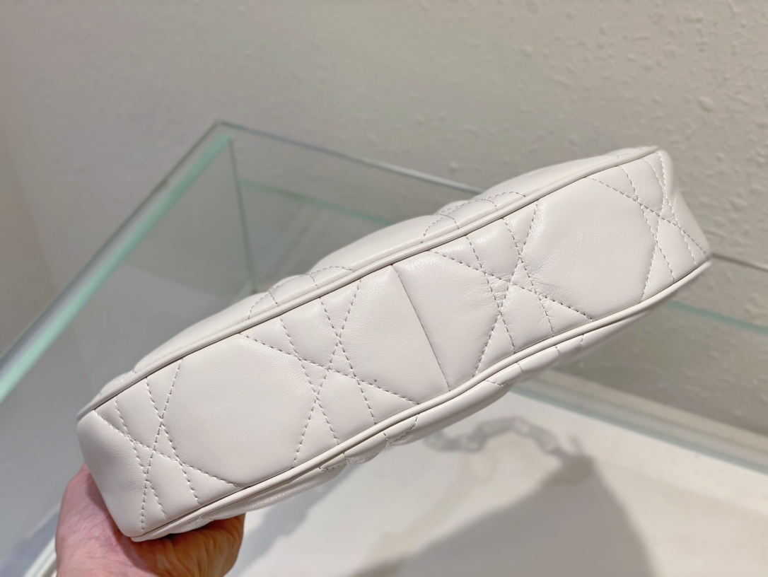 Diro CD Lounge Bag-26 x 15 x 5.5CM