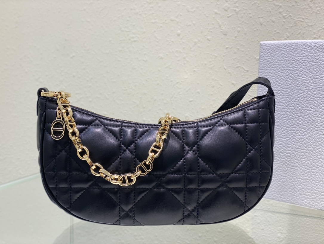 Diro CD Lounge Bag-26 x 15 x 5.5CM