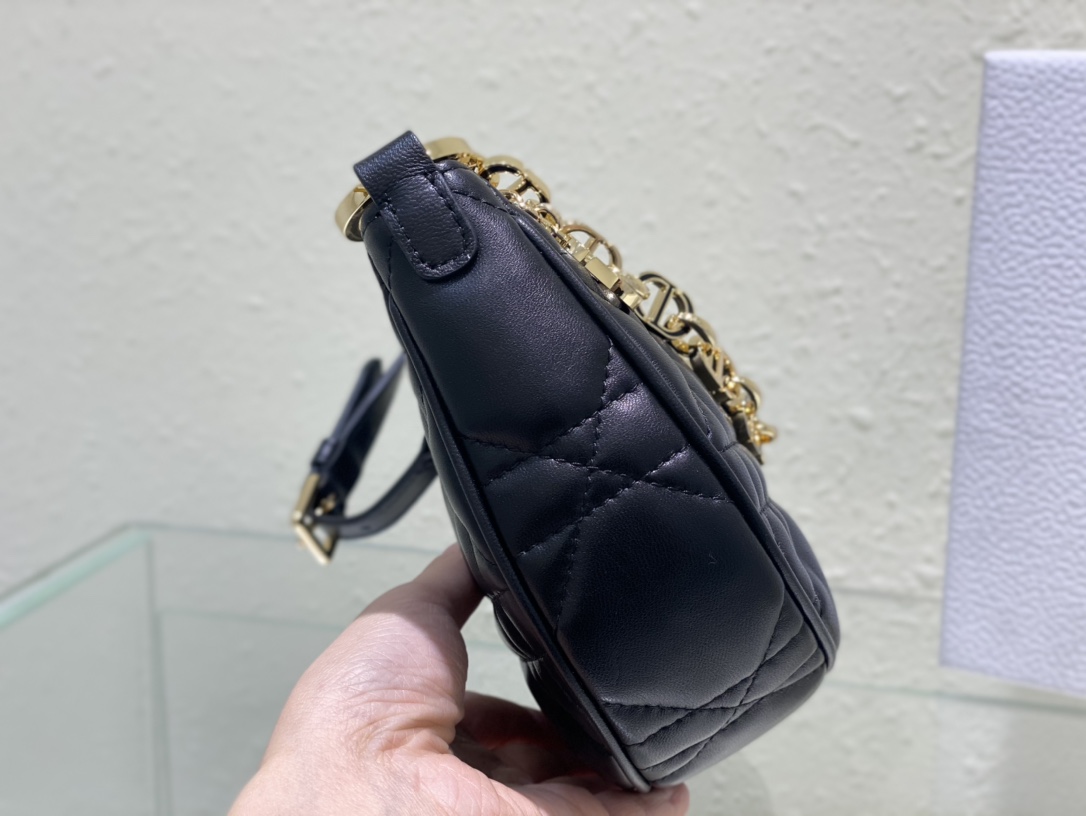 Diro CD Lounge Bag-26 x 15 x 5.5CM