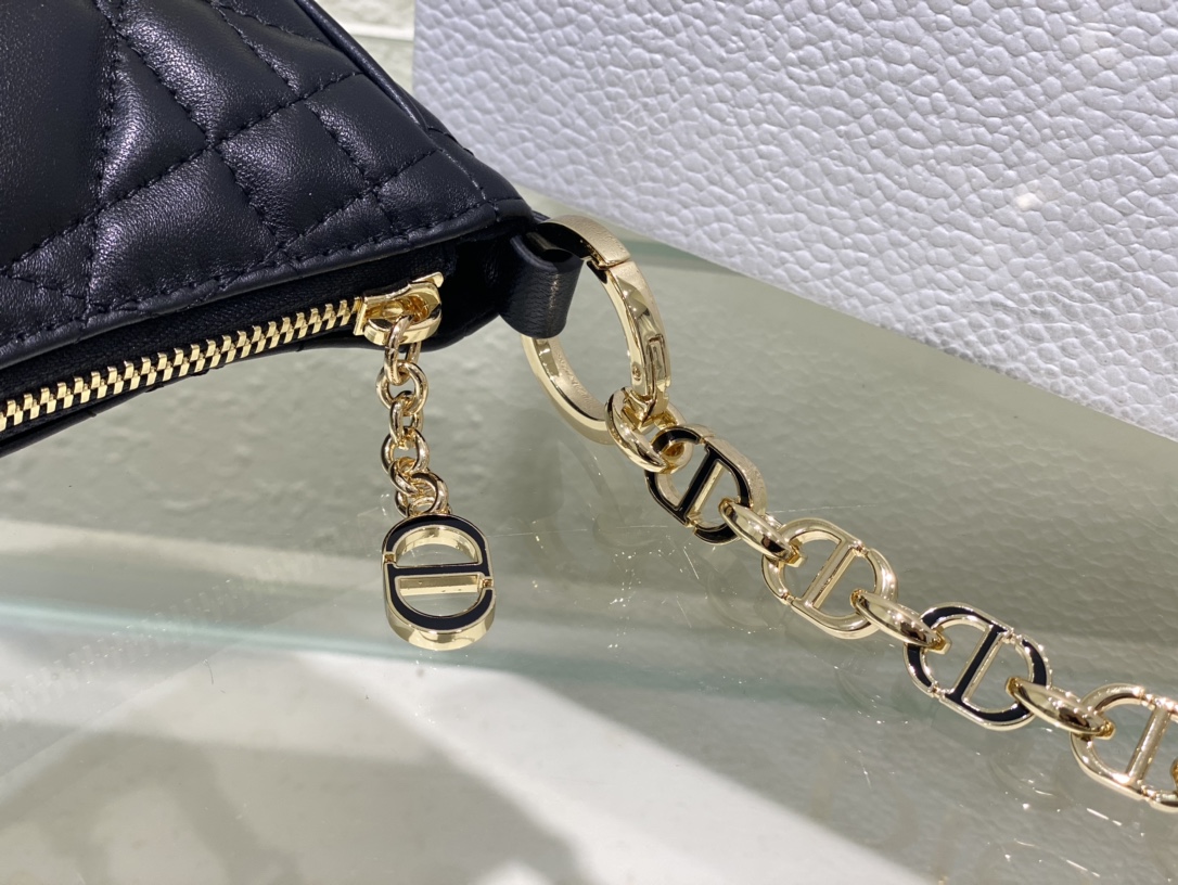 Diro CD Lounge Bag-26 x 15 x 5.5CM