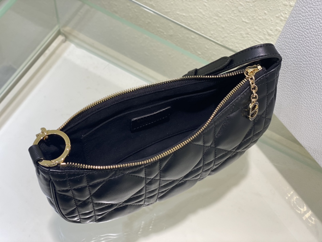 Diro CD Lounge Bag-26 x 15 x 5.5CM
