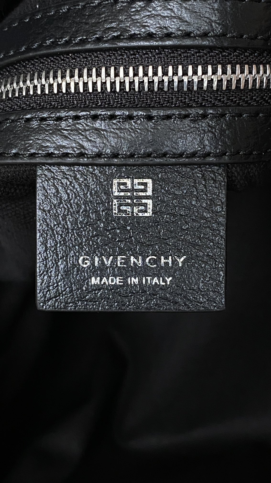 Gienvchy Voyou Tote-40*27*6.5CM