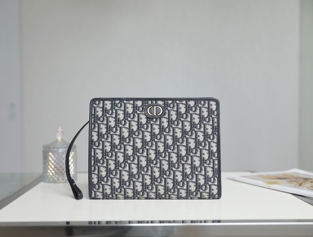 Diro Pouch- 26×19.5×7CM