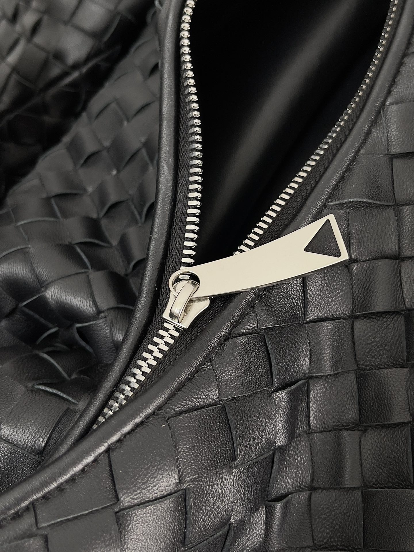 Bottega Veneta Jodie Tote-90*65*20CM