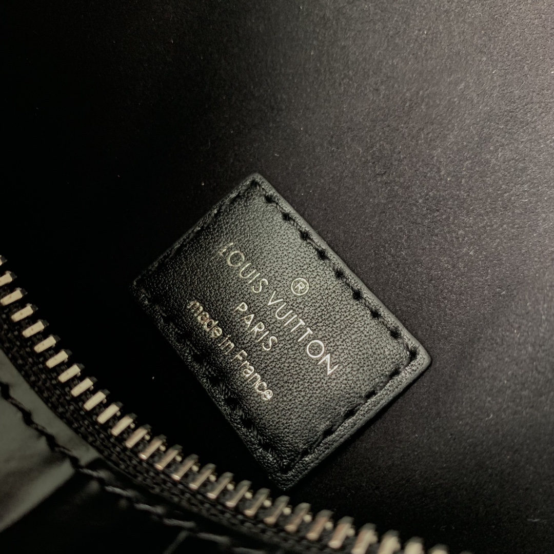 Louis Vuitton Petite Malle Handbags-M46358-21 x 14 x 6CM Louis Vuitton Petite Malle Handbags-M46358-21 x 14 x 6CM
