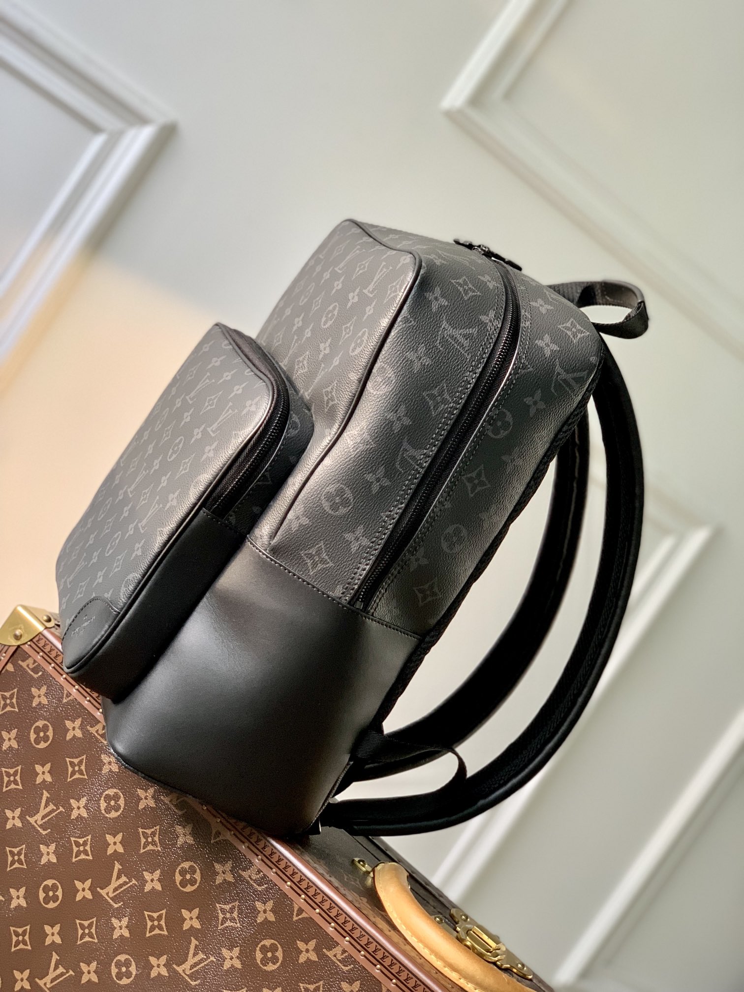 Louis Vuitton Dean Backpack-M45335-31 x 41.5 x 15.5 CM