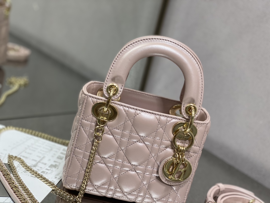 Lady Diro Mini-17*15*8CM