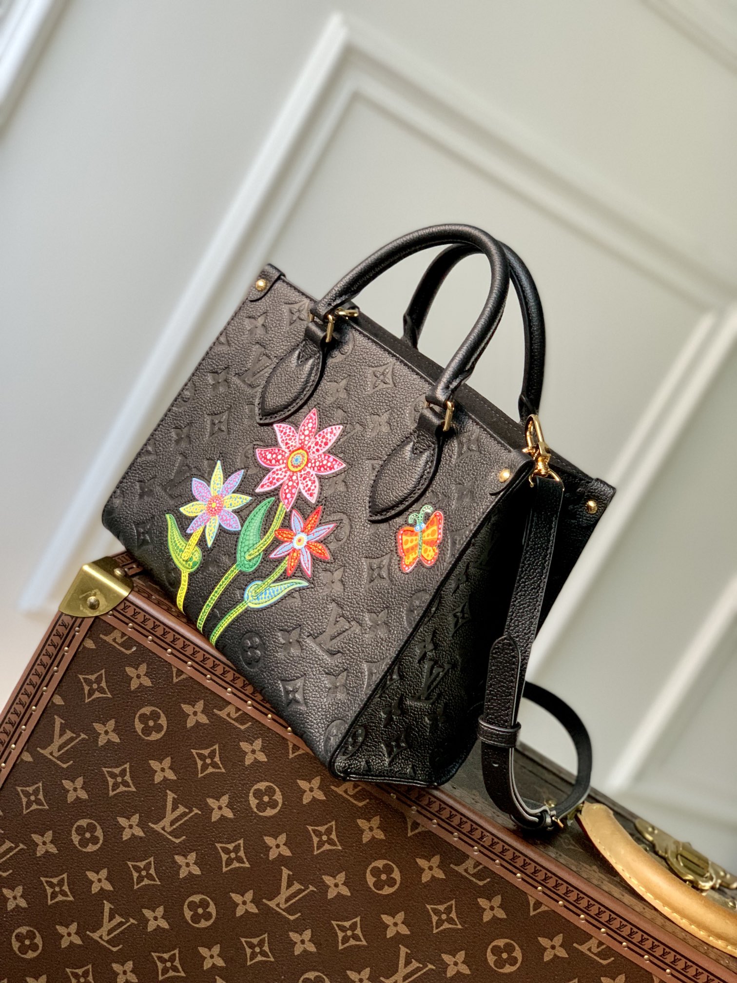 Louis Vuitton Onthego Handbag- M21732-25*19*11.5 CM