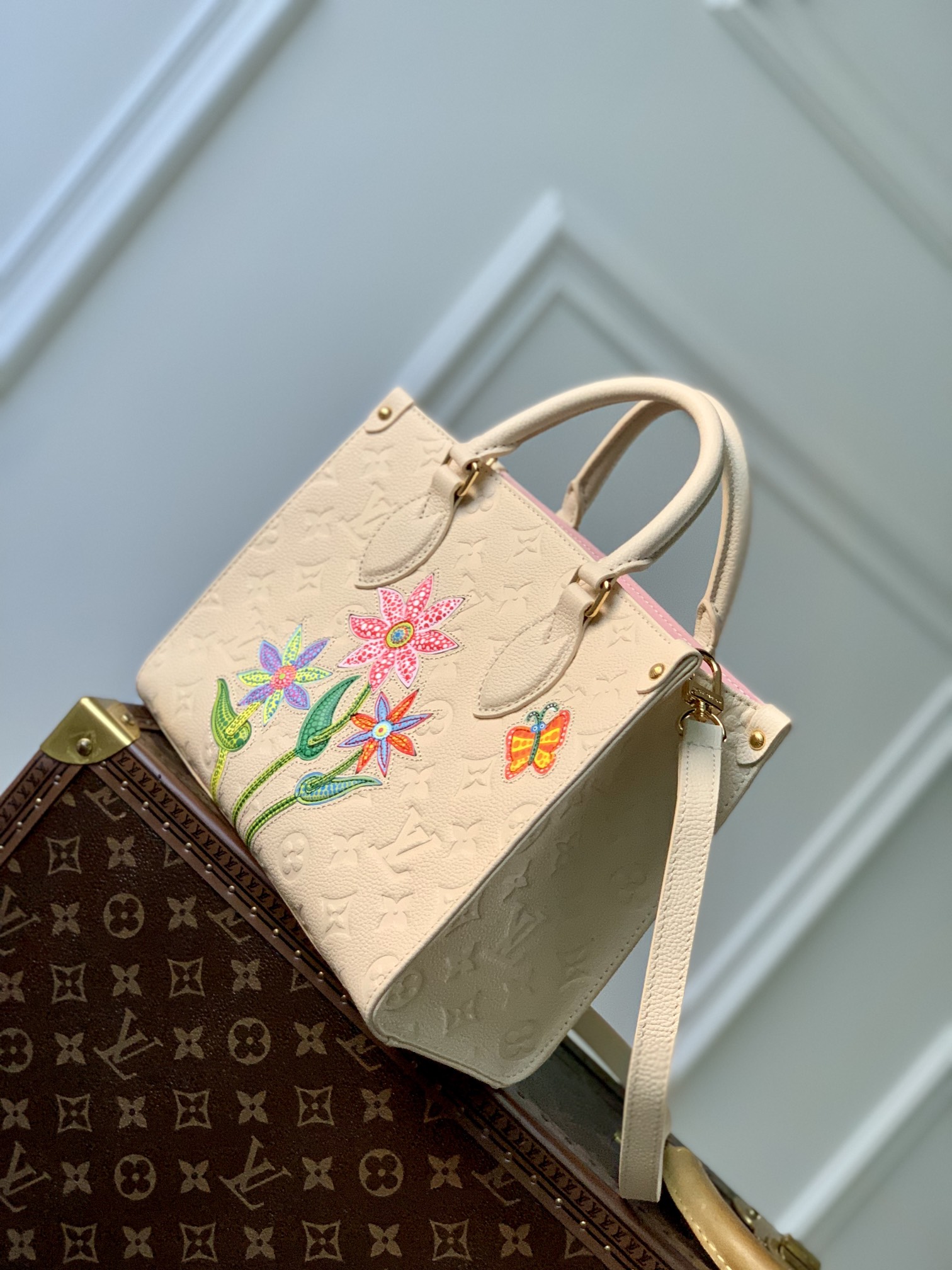 Louis Vuitton Onthego Handbag- M21732-25*19*11.5 CM