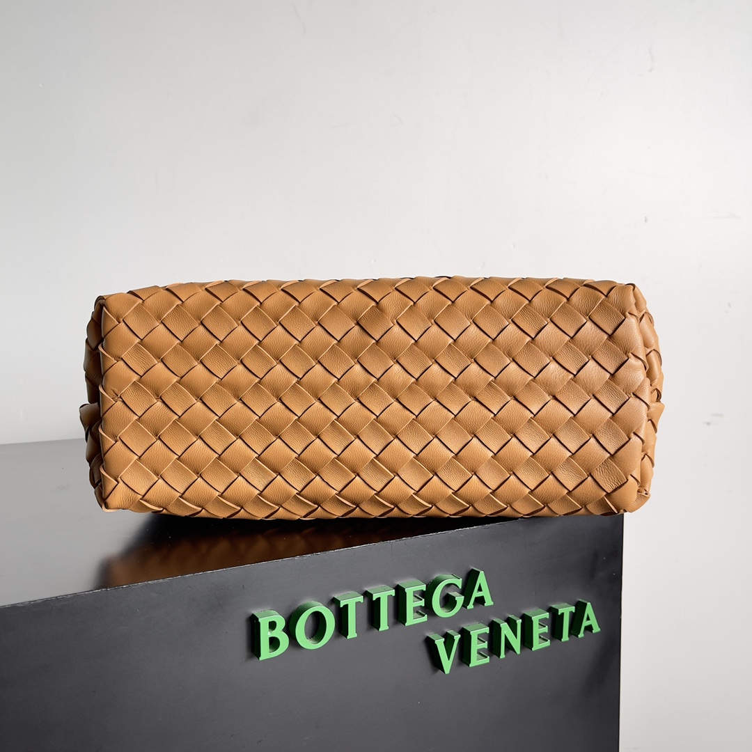 Bottega Veneta Andiamo-32*24*12CM