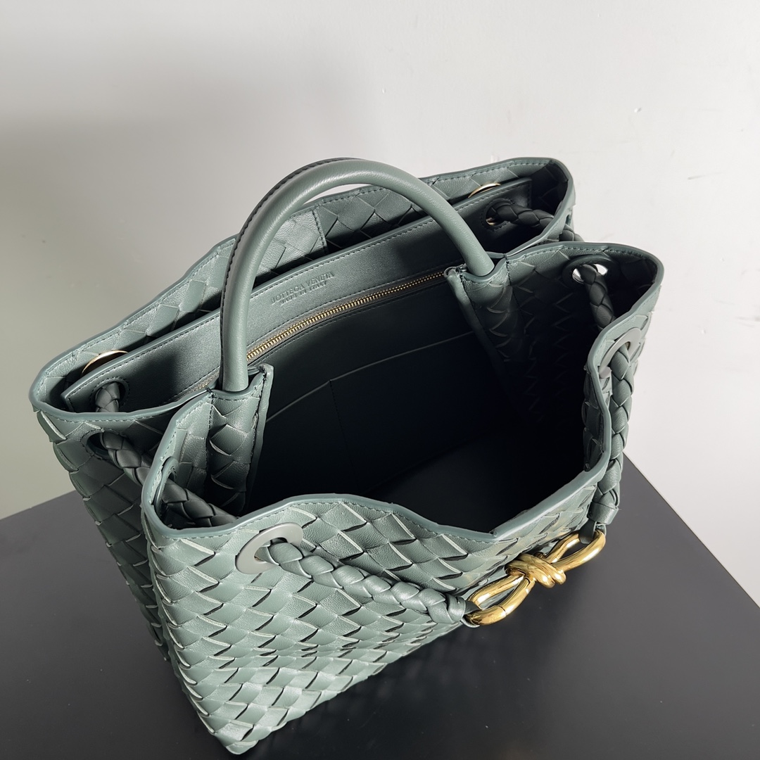 Bottega Veneta Andiamo-32*24*12CM