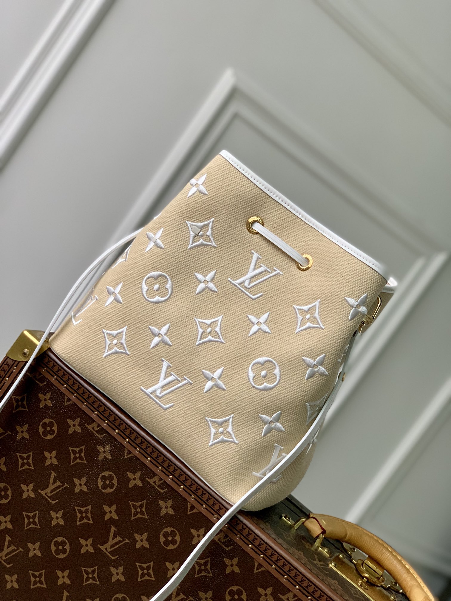Louis Vuitton NéoNoé Bucket Bag -M23080-26X22X27CM