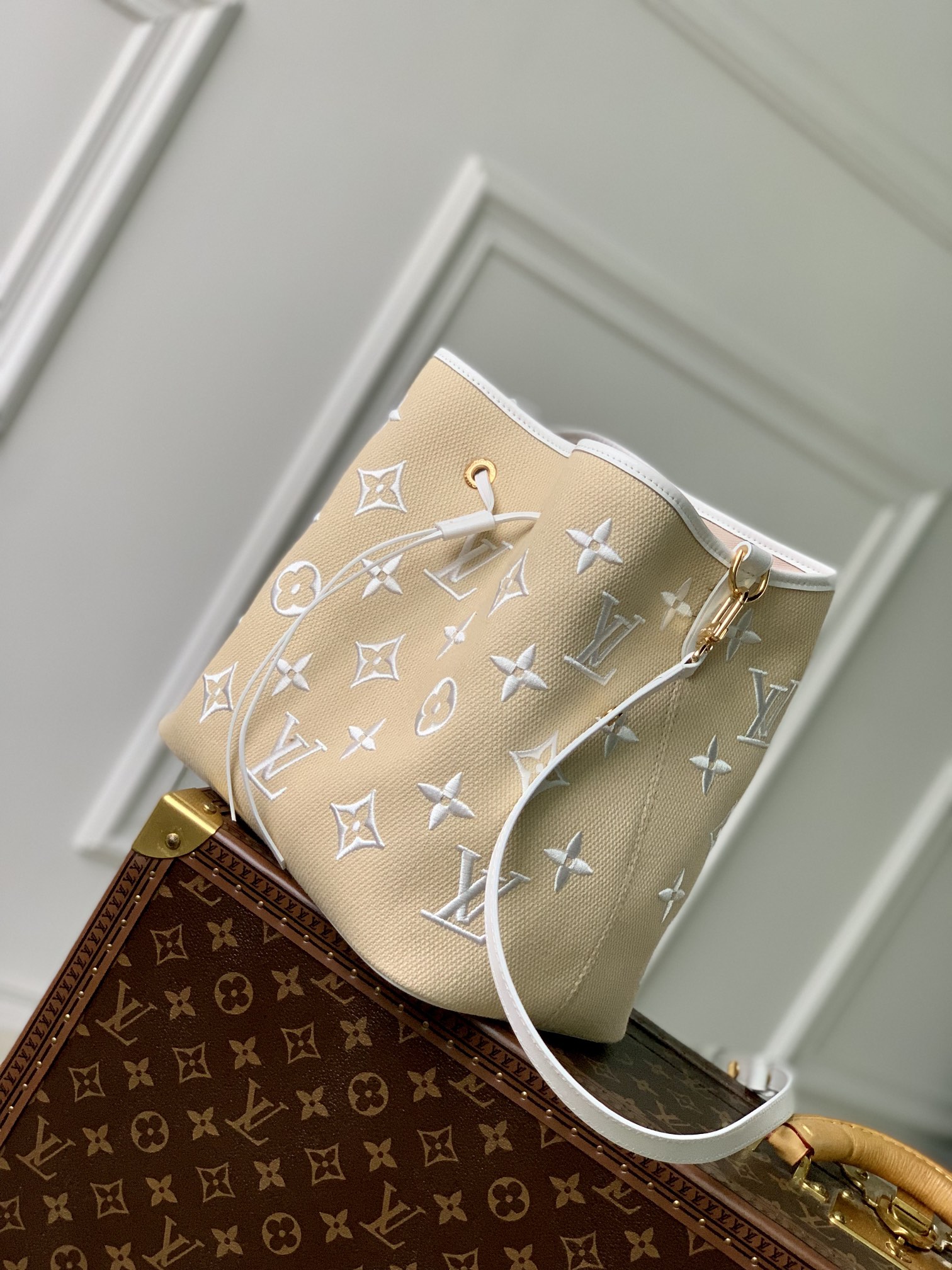 Louis Vuitton NéoNoé Bucket Bag -M23080-26X22X27CM