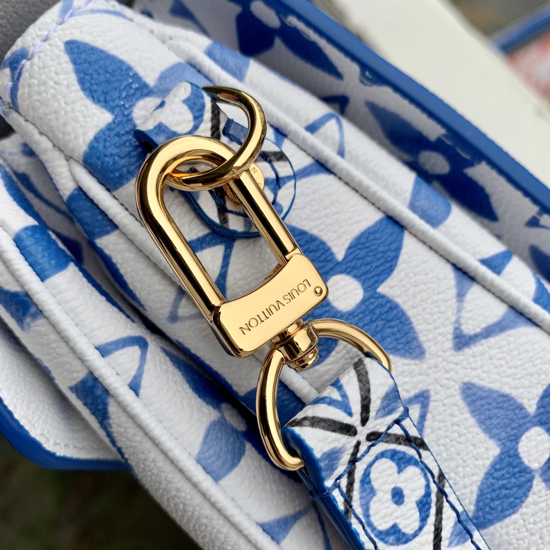 Louis Vuitton Pochette Metis Handbags-25*19*7CM