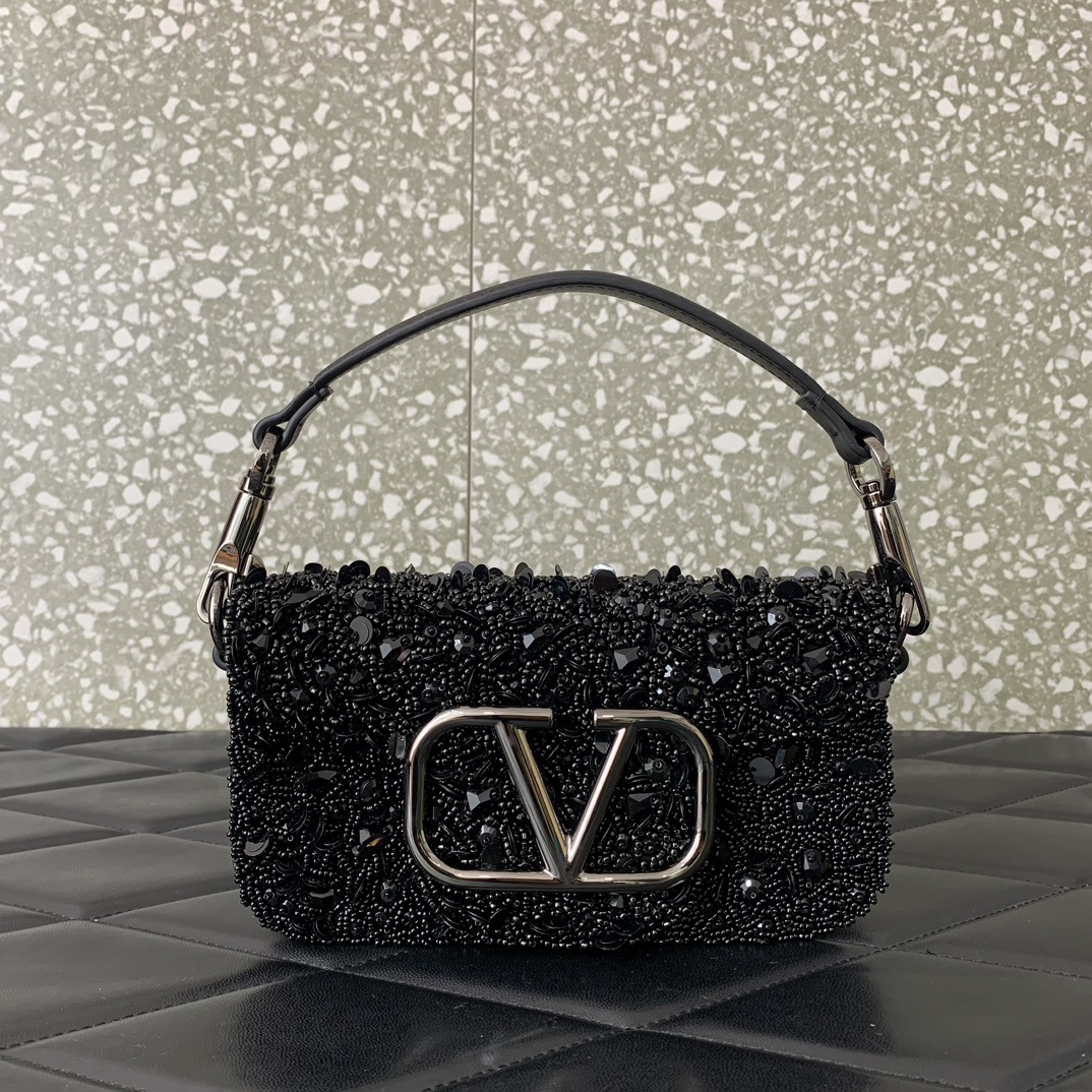 Valentino Garavani Mini Loc-19✖️10.5✖️5CM