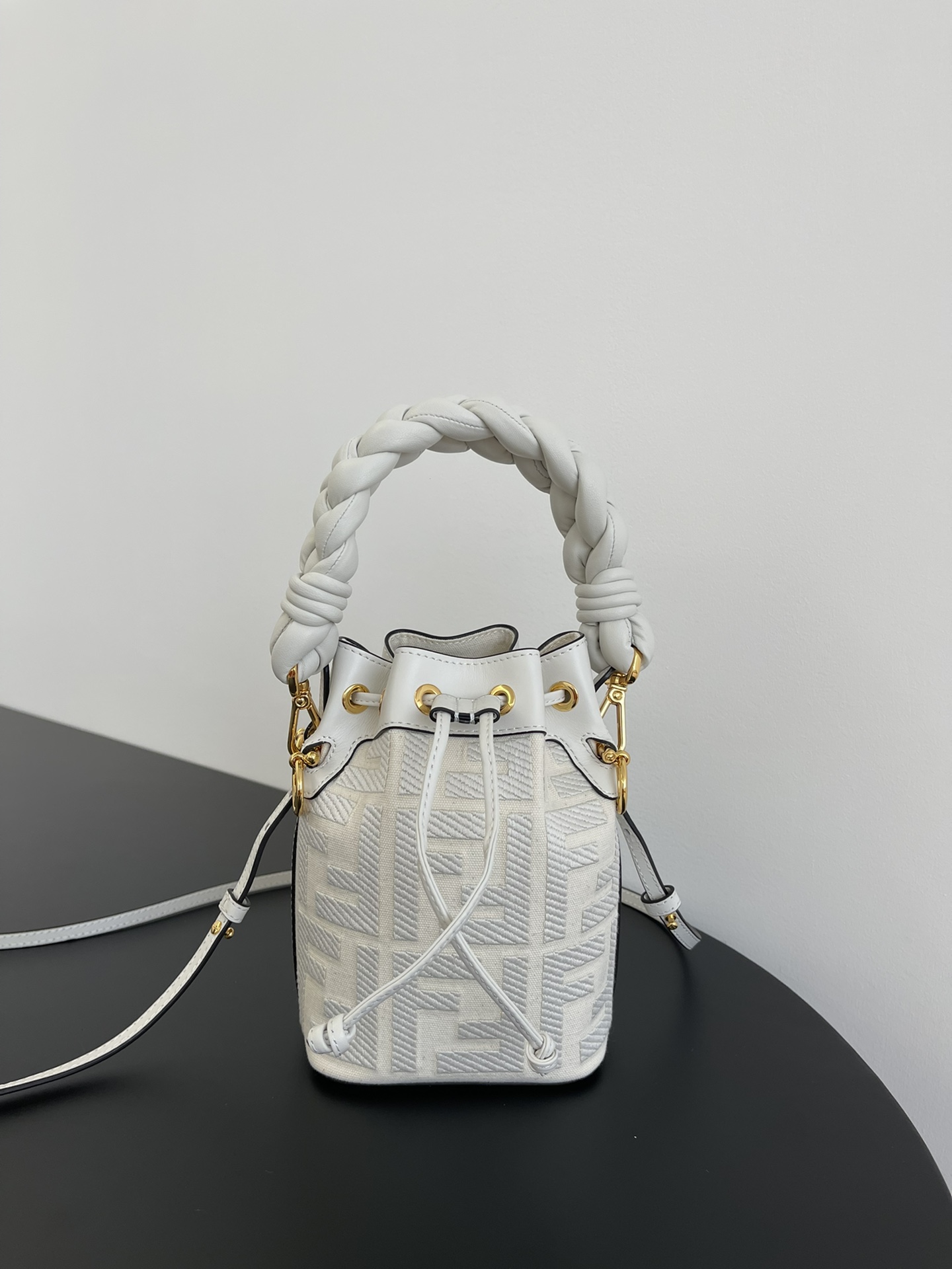 Fendi Mini Mon Tresor Bag -12x18x10CM