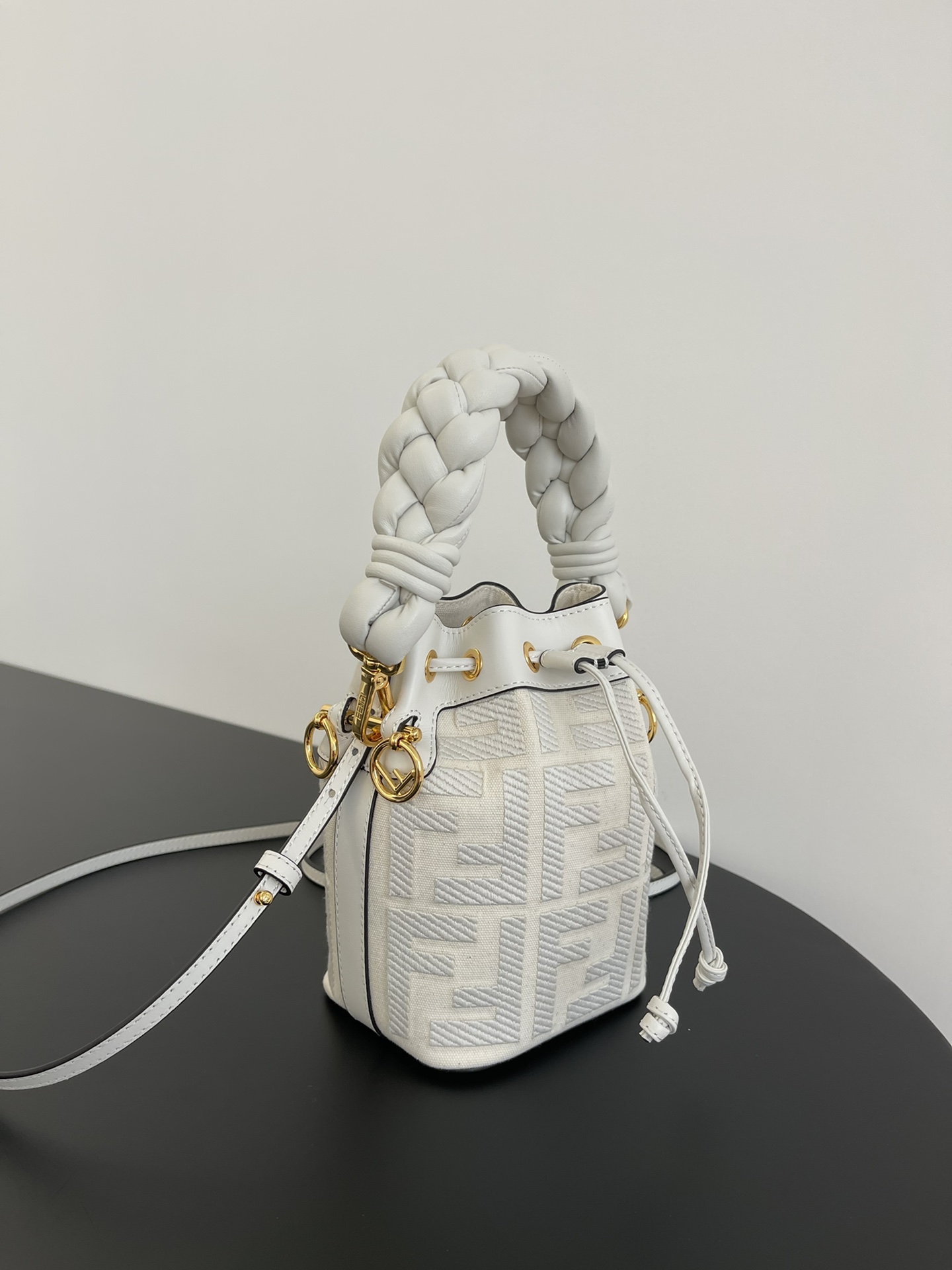 Fendi Mini Mon Tresor Bag -12x18x10CM