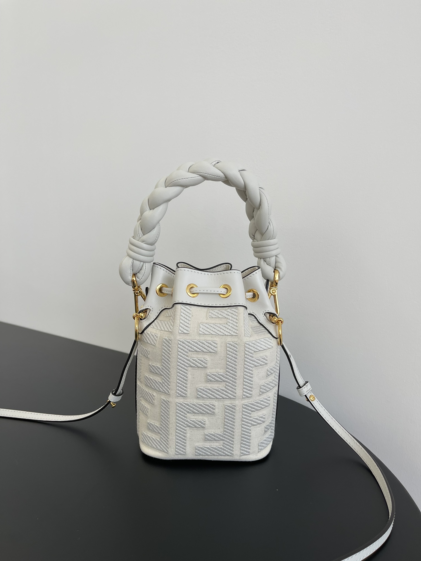 Fendi Mini Mon Tresor Bag -12x18x10CM