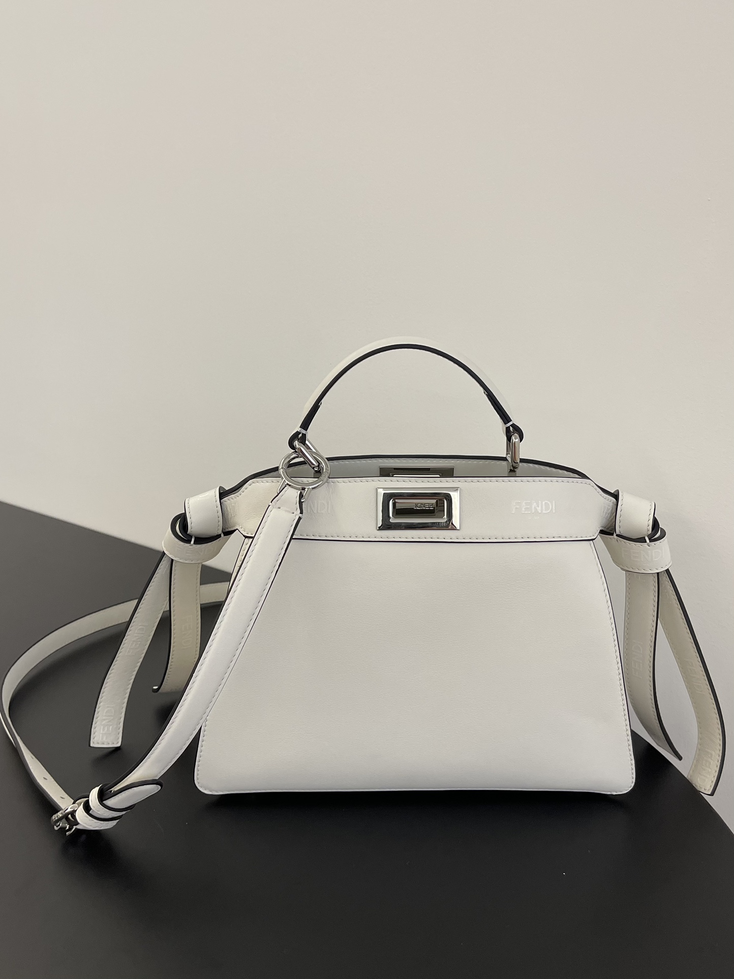 Fendi Peekaboo-27x21x9.5CM