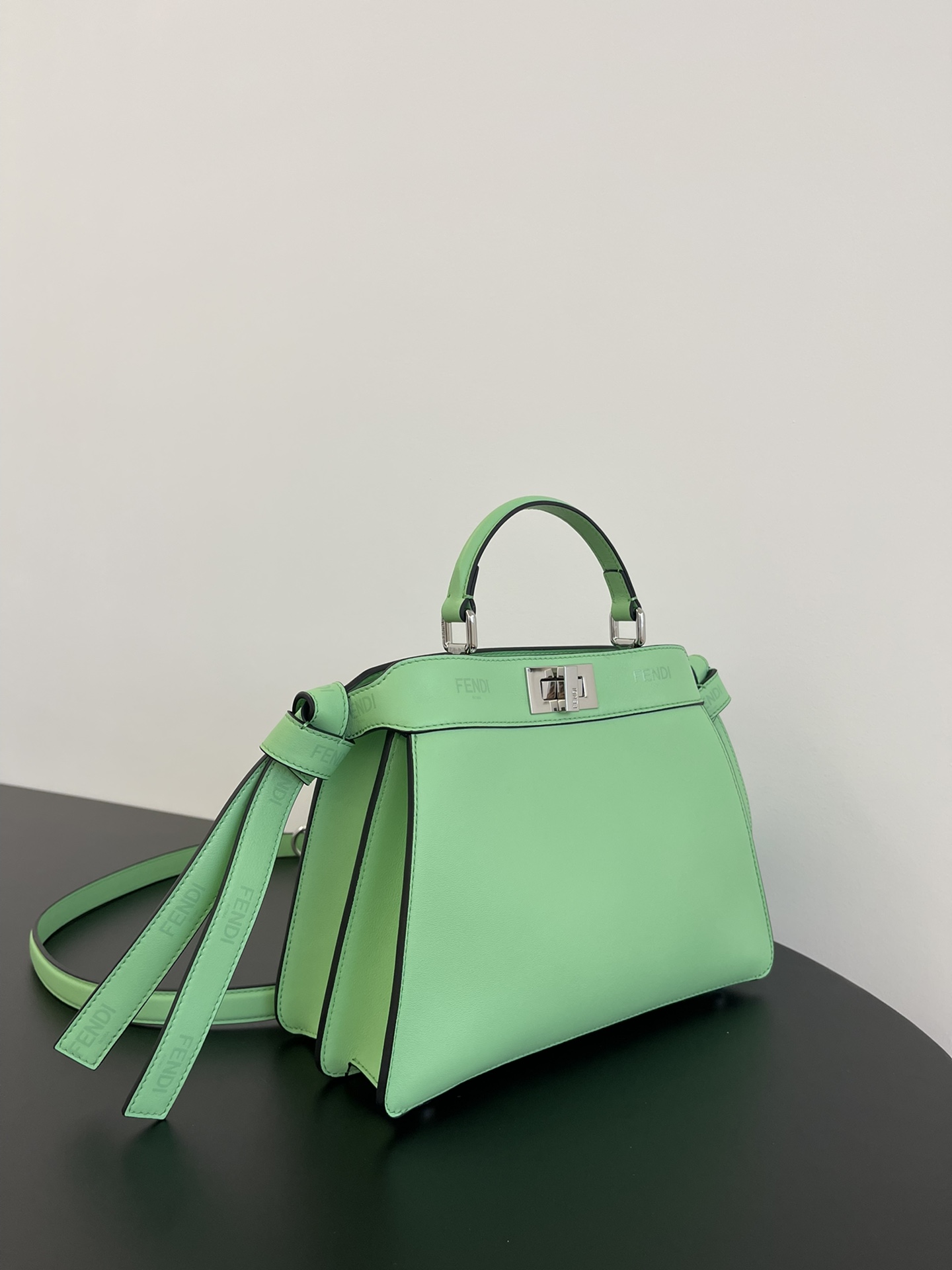 Fendi Peekaboo-27x21x9.5CM