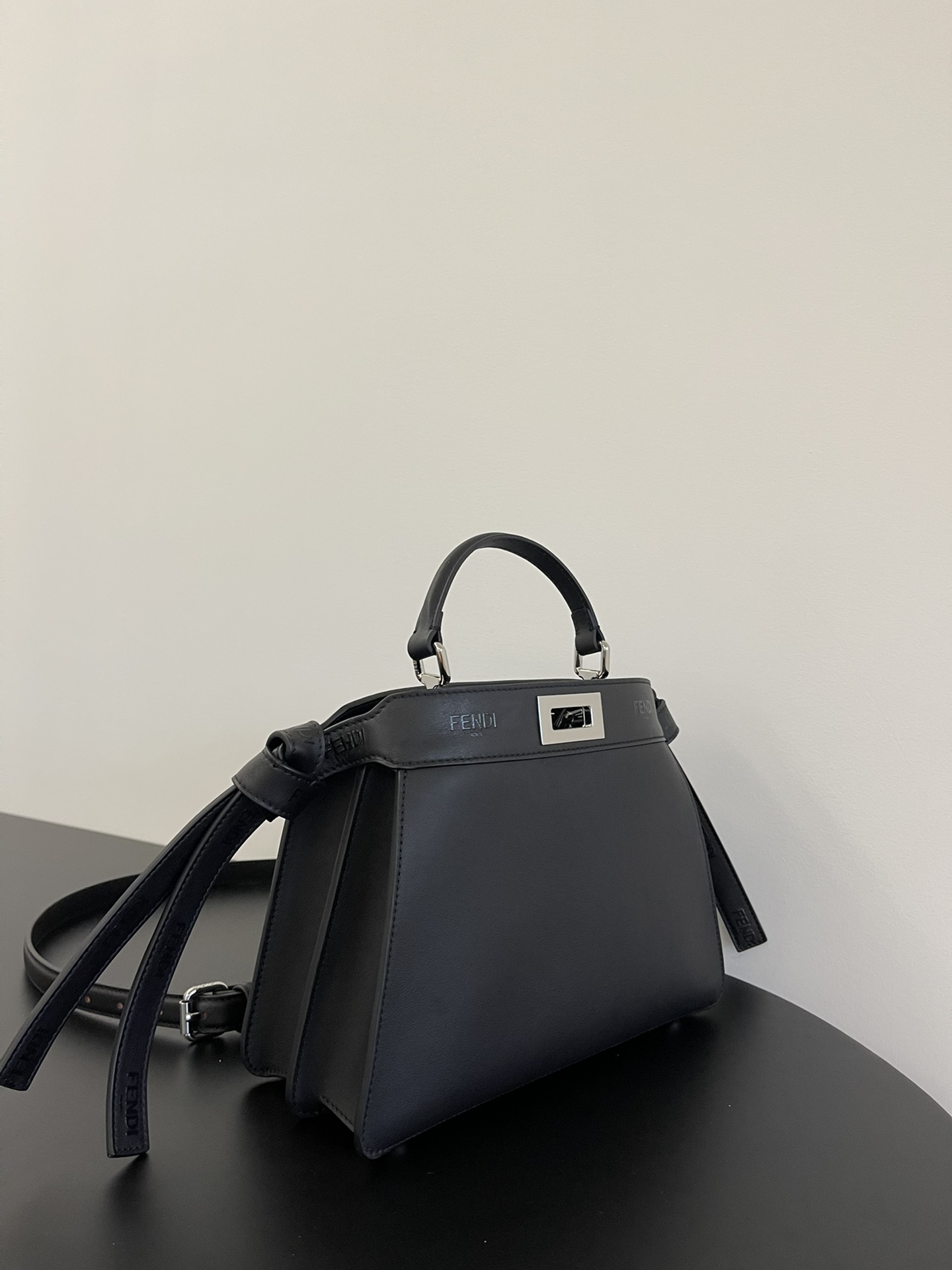 Fendi Peekaboo-27x21x9.5CM