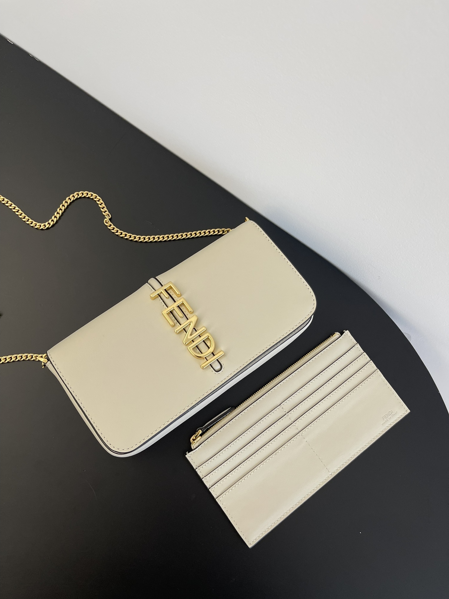 Fendi Wallet On Chain Bag-22x5x11CM