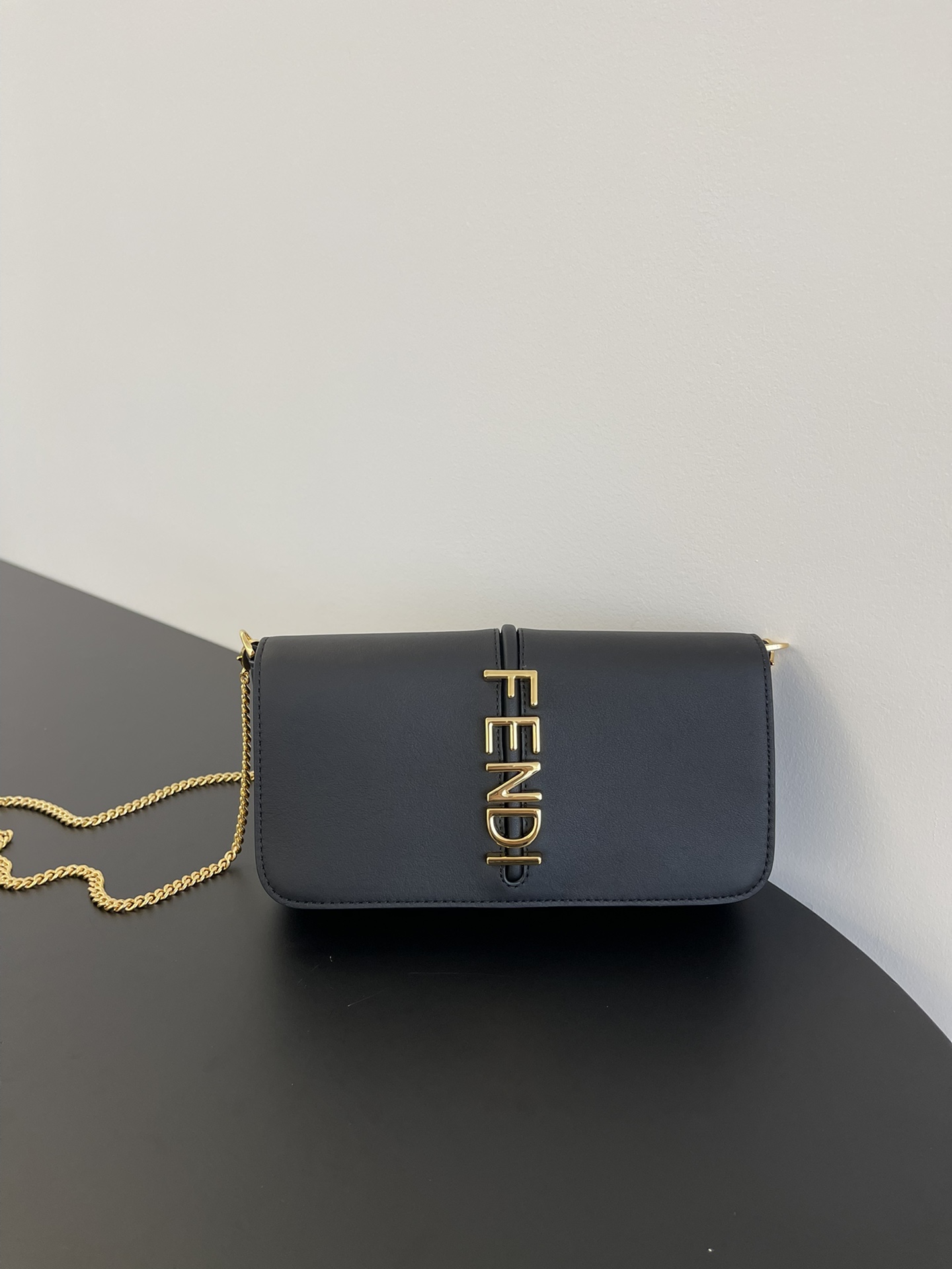 Fendi Wallet On Chain Bag-22x5x11CM