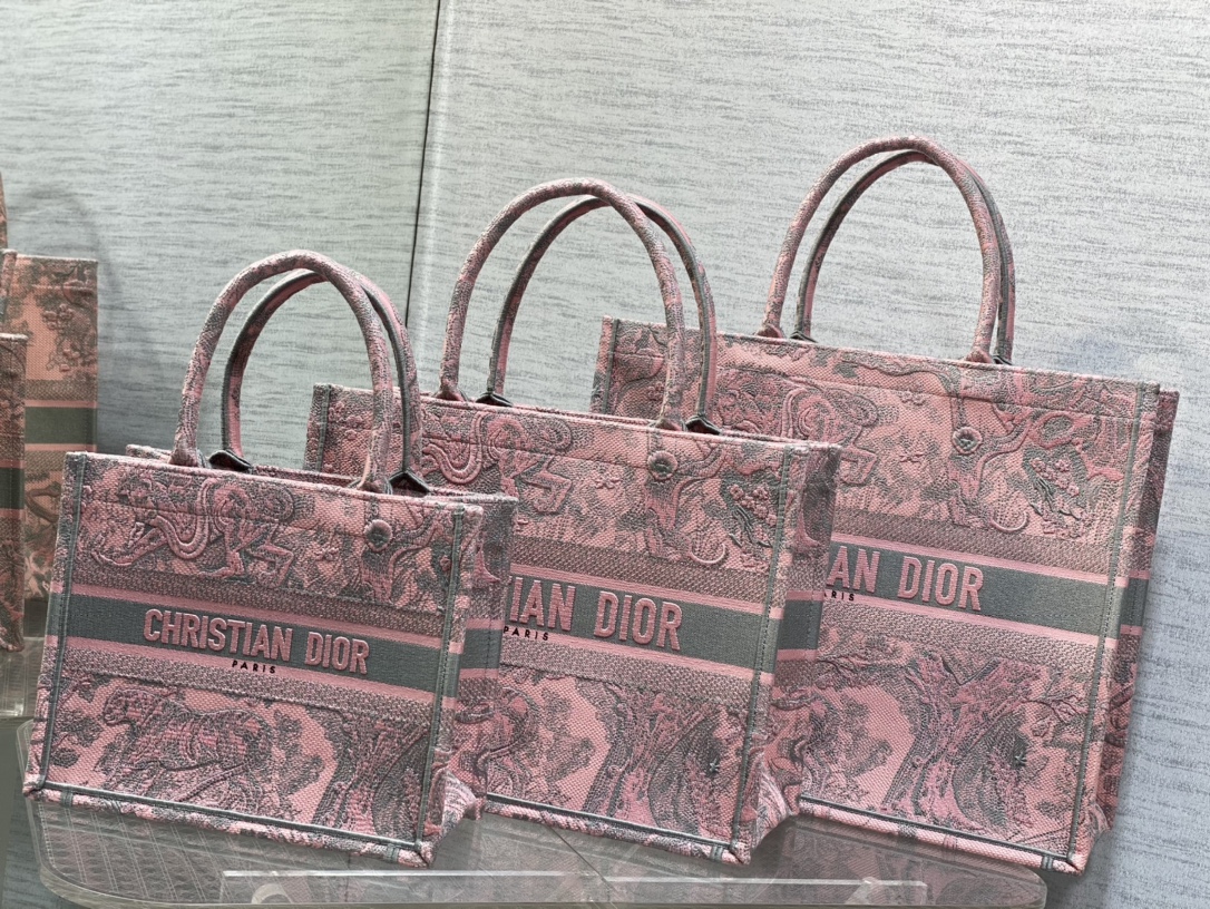 Diro Book Tote