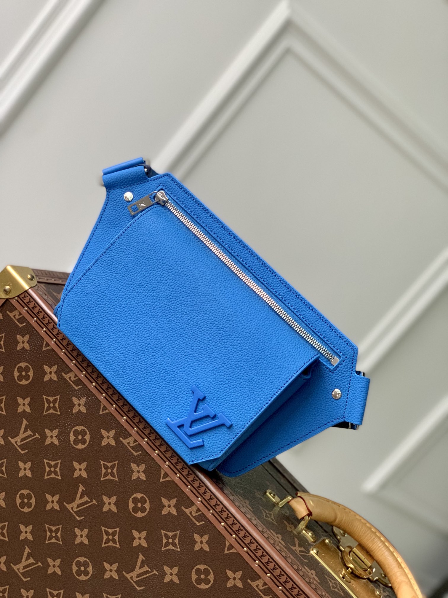 Louis Vuitton Takeoff Handbags-30*16*3CM