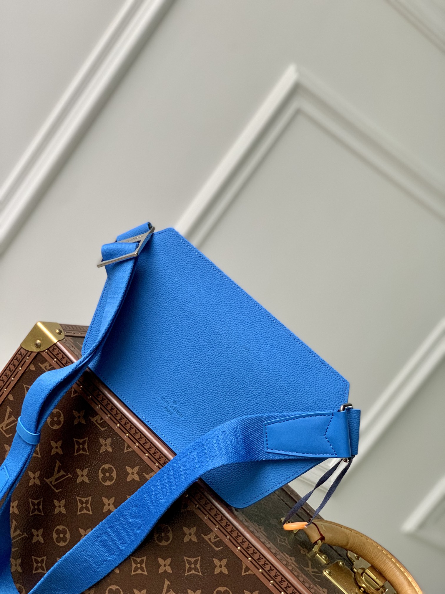 Louis Vuitton Takeoff Handbags-30*16*3CM