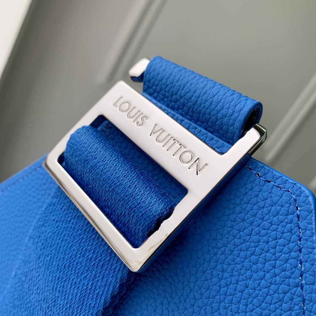 Louis Vuitton Takeoff Handbags-30*16*3CM