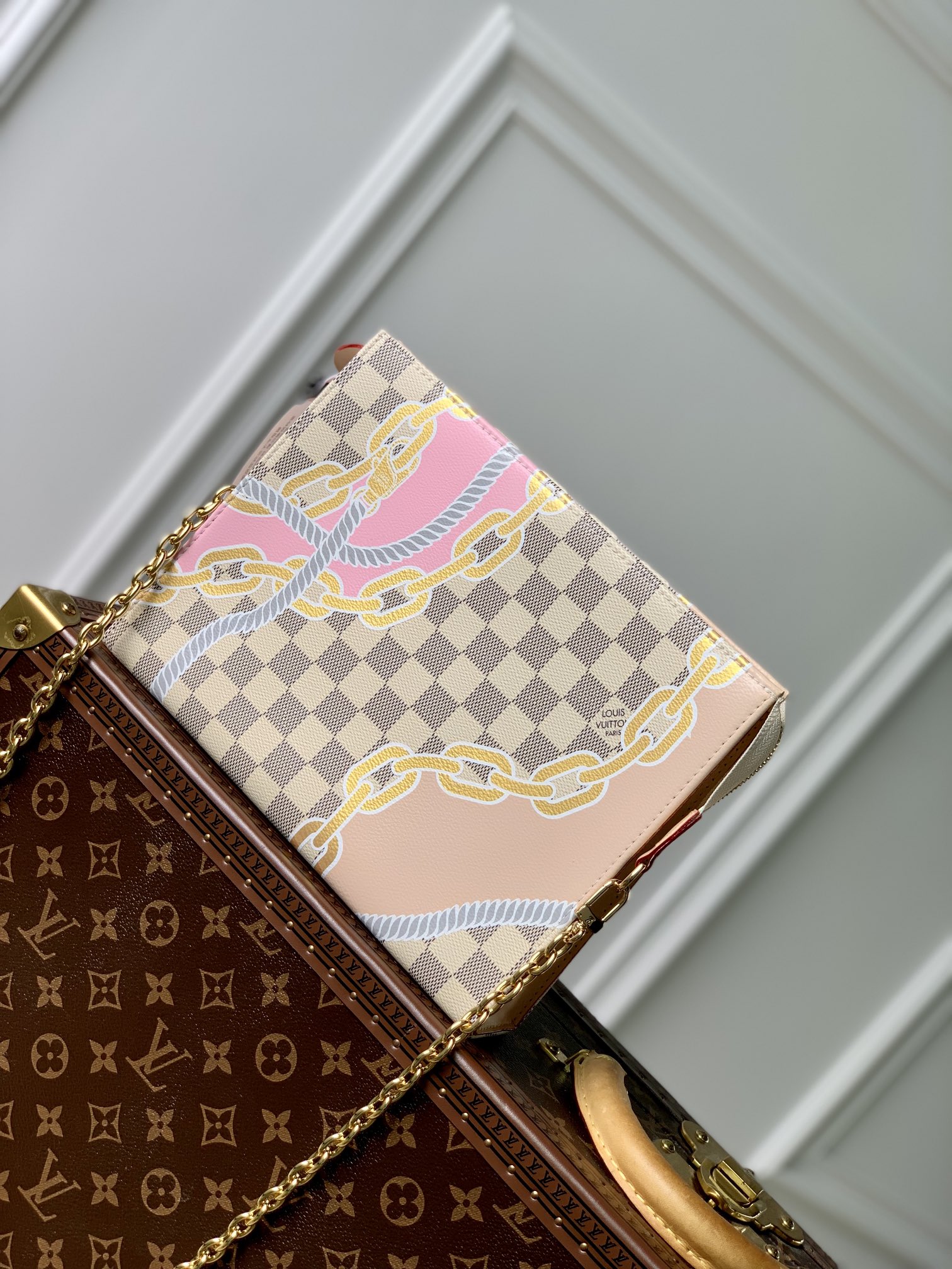 Louis Vuitton Toiletry Pouch On Chain-25 x 20 x 5.5CM