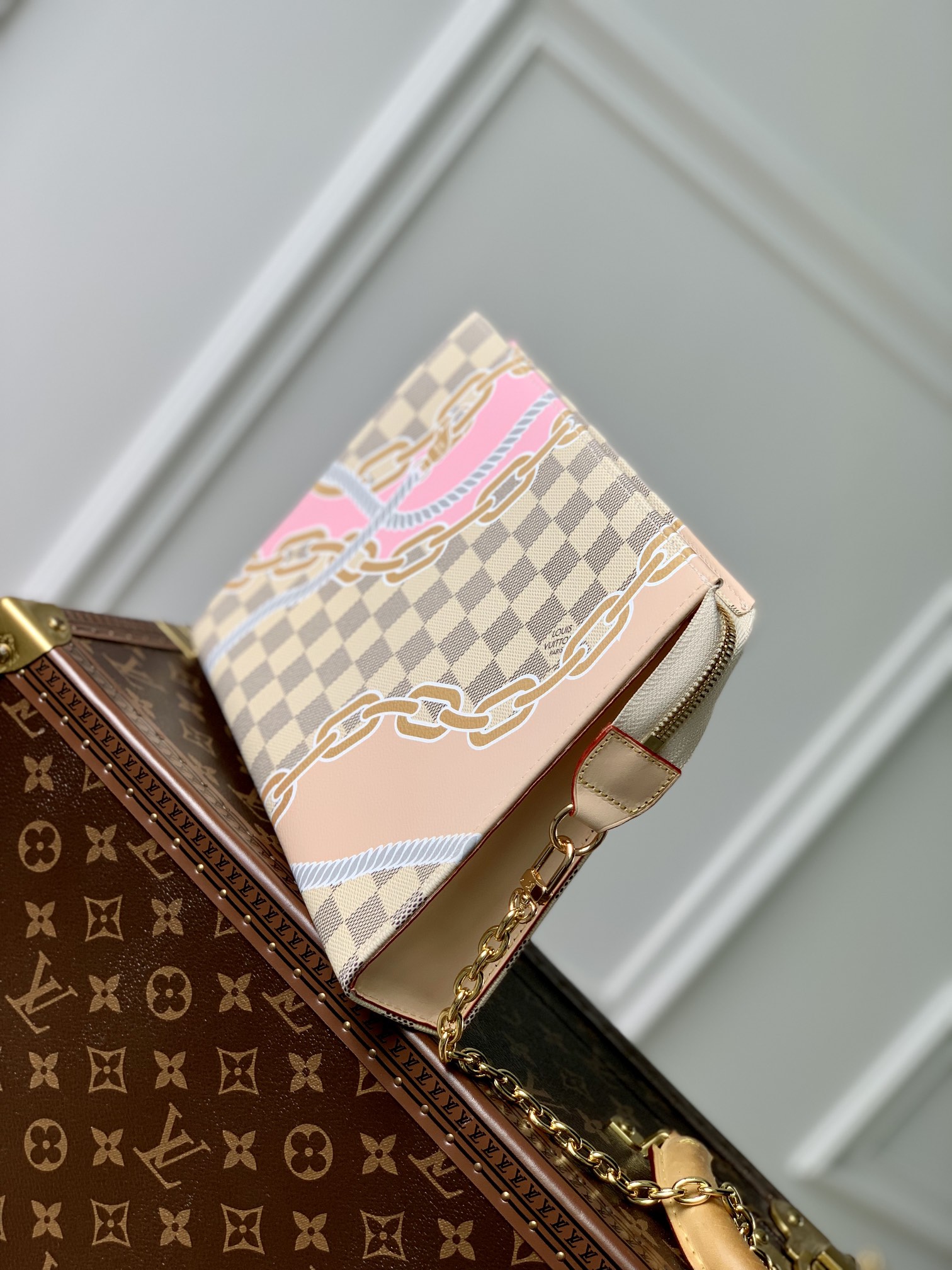 Louis Vuitton Toiletry Pouch On Chain-25 x 20 x 5.5CM