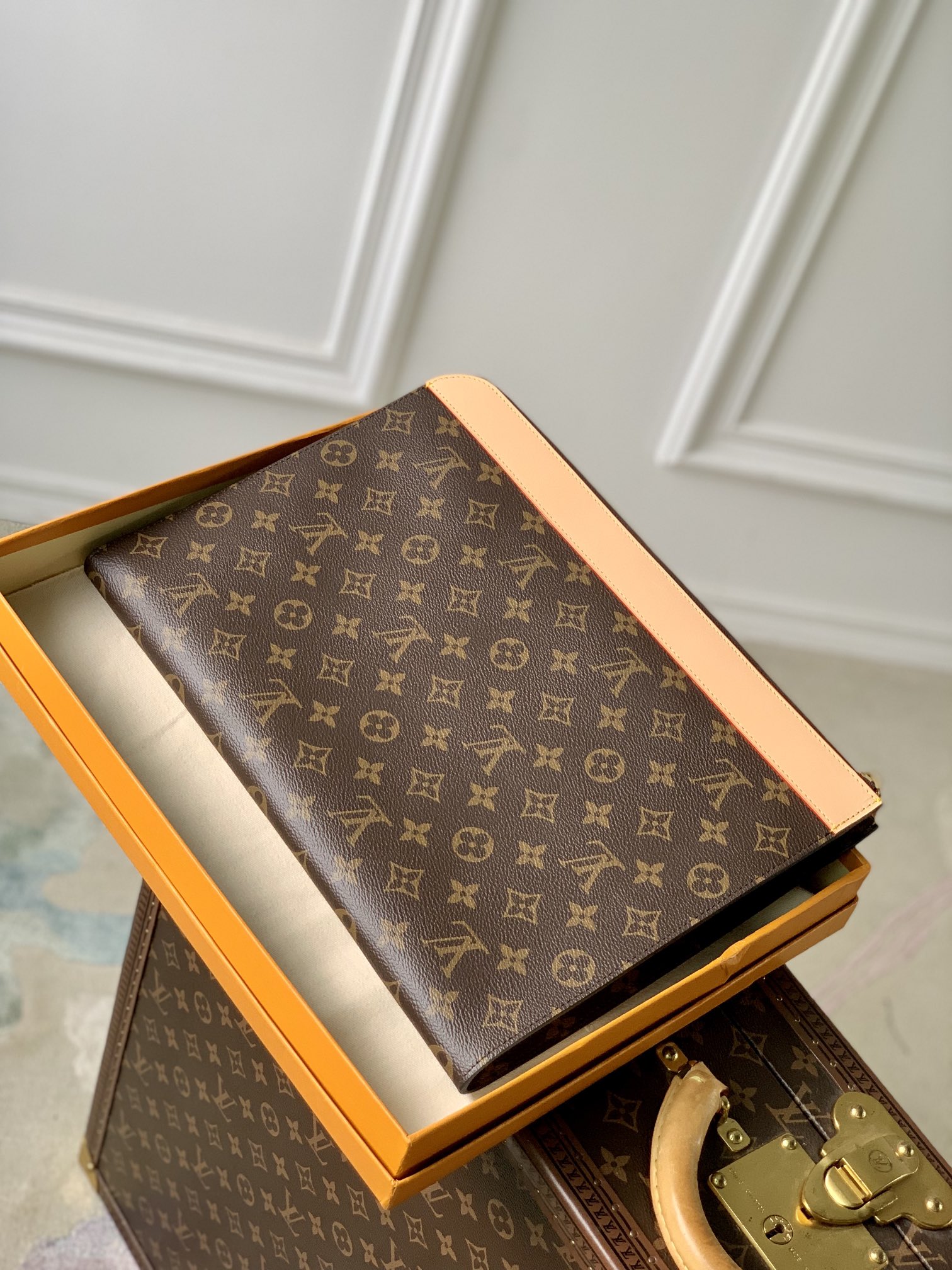 Louis Vuitton Pochette Jour-M82540-35 x 25 x 2.8CM