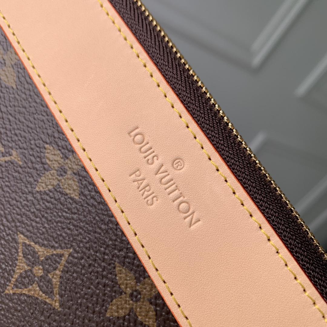 Louis Vuitton Pochette Jour-M82540-35 x 25 x 2.8CM Louis Vuitton Pochette Jour-M82540-35 x 25 x 2.8CM