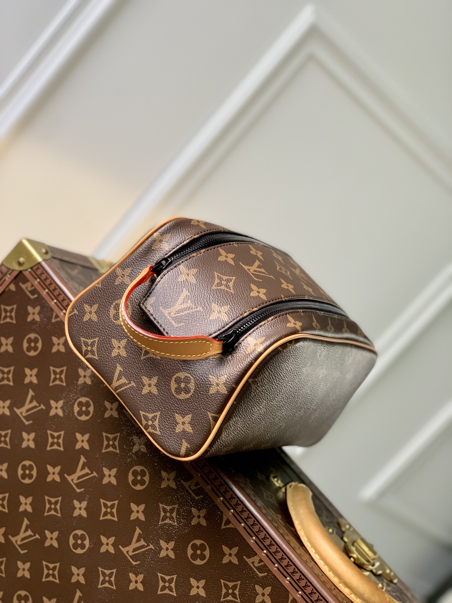 Louis Vuitton Dopu Cosmetic bag-M46696-28x15x16.5CM Louis Vuitton Dopu Cosmetic bag-M46696-28x15x16.5CM