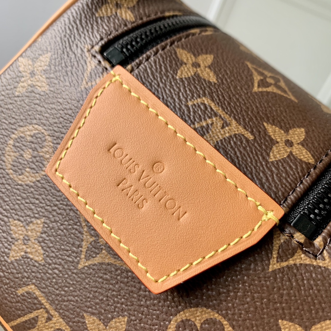 Louis Vuitton Dopu Cosmetic bag-M46696-28x15x16.5CM Louis Vuitton Dopu Cosmetic bag-M46696-28x15x16.5CM